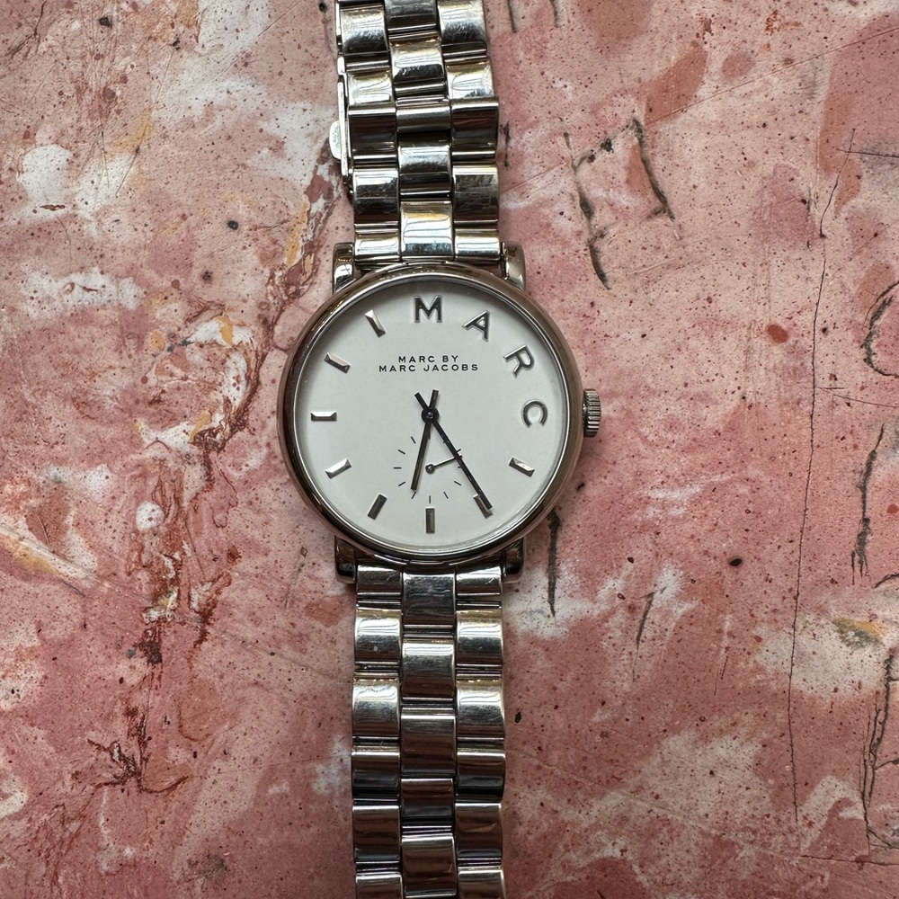 Marc Jacobs Silver Watch!
